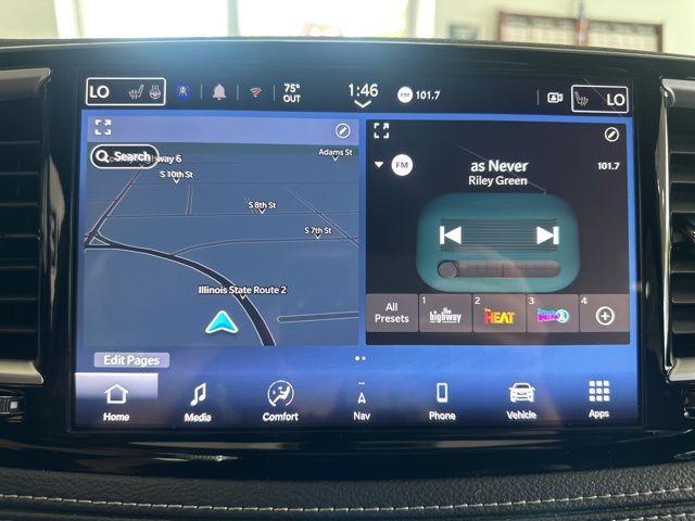 new 2025 Chrysler Pacifica car, priced at $45,794