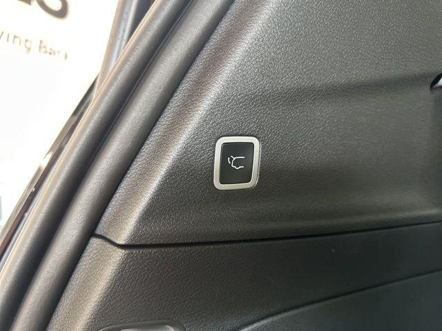 new 2025 Chrysler Pacifica car, priced at $45,794
