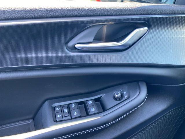 new 2025 Jeep Grand Cherokee L car, priced at $45,594
