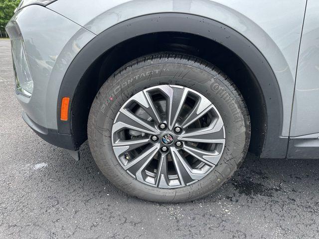 used 2024 Buick Envision car, priced at $23,994