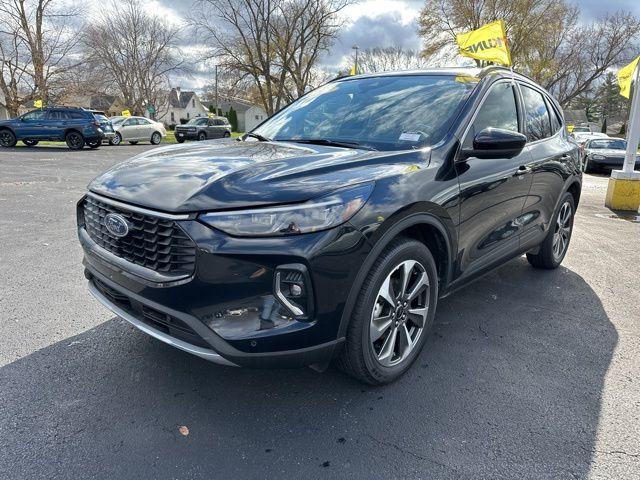 used 2023 Ford Escape car, priced at $23,994