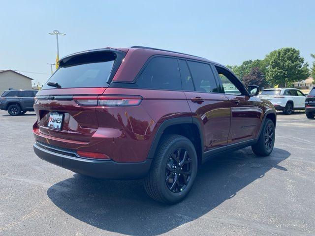 new 2025 Jeep Grand Cherokee car, priced at $46,215