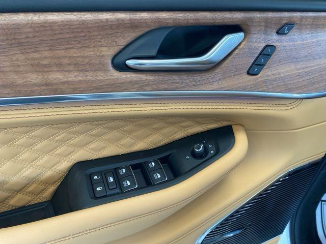 new 2025 Jeep Grand Cherokee car, priced at $71,325