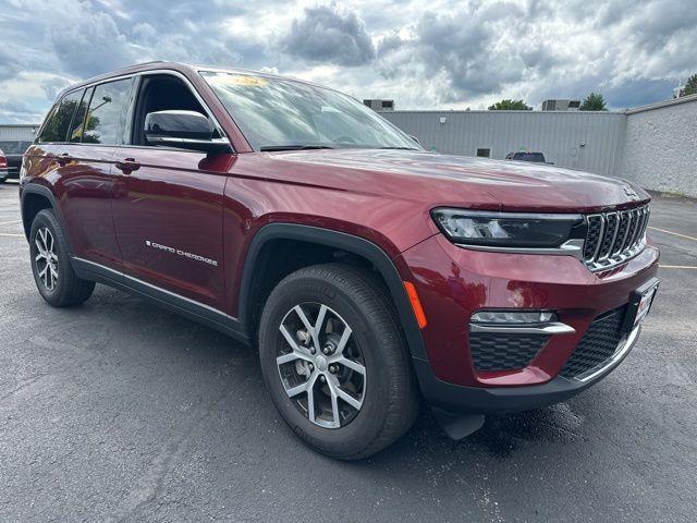used 2024 Jeep Grand Cherokee car, priced at $34,694