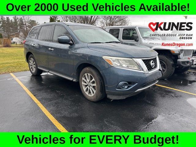 used 2014 Nissan Pathfinder car, priced at $3,994