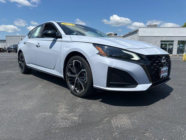 used 2023 Nissan Altima car, priced at $23,494