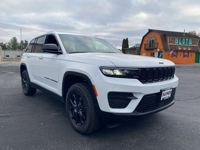 new 2025 Jeep Grand Cherokee car, priced at $37,399