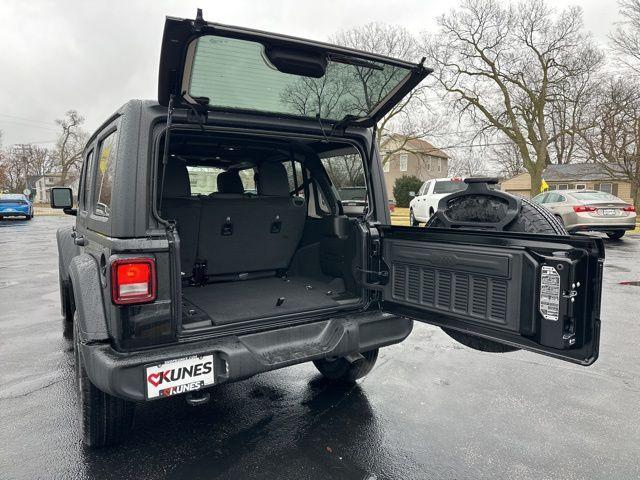 new 2025 Jeep Wrangler car, priced at $42,994