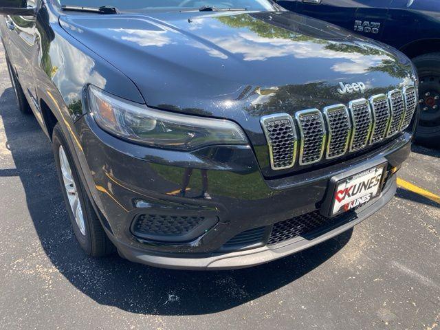 used 2021 Jeep Cherokee car, priced at $17,694