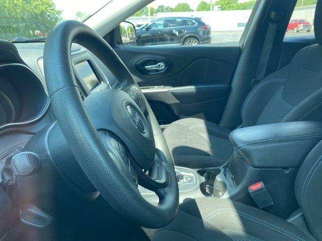 used 2021 Jeep Cherokee car, priced at $17,694