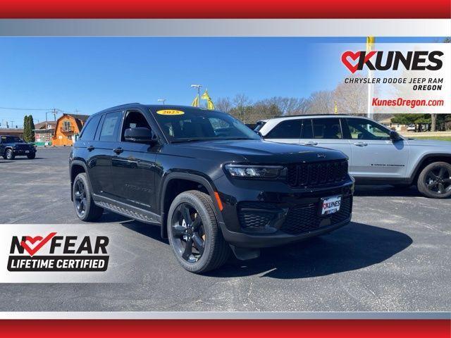 new 2025 Jeep Grand Cherokee car, priced at $45,294