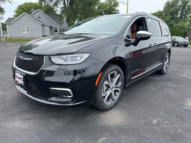 new 2024 Chrysler Pacifica car, priced at $48,839