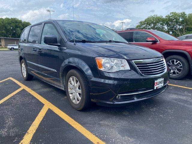 used 2014 Chrysler Town & Country car, priced at $5,994