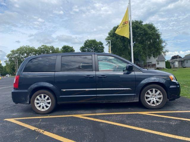 used 2014 Chrysler Town & Country car, priced at $5,994