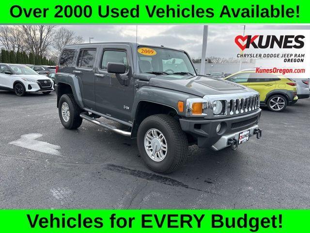 used 2009 Hummer H3 car, priced at $9,999