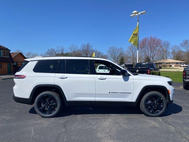 new 2025 Jeep Grand Cherokee L car, priced at $53,994