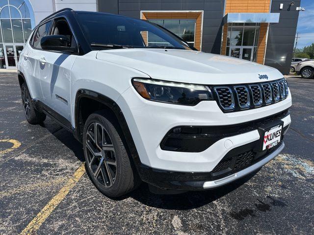 new 2024 Jeep Compass car, priced at $36,821