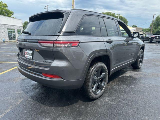 new 2025 Jeep Grand Cherokee car, priced at $43,994
