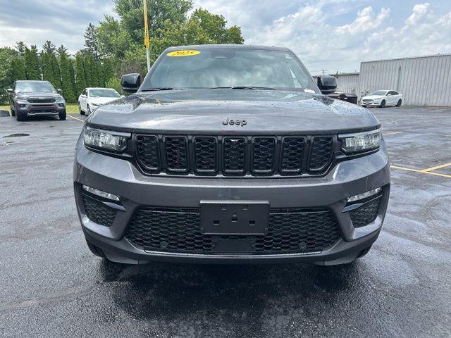 new 2025 Jeep Grand Cherokee car, priced at $43,994