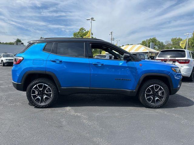 new 2024 Jeep Compass car, priced at $37,798