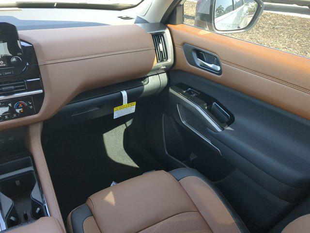 new 2025 Nissan Pathfinder car, priced at $47,409