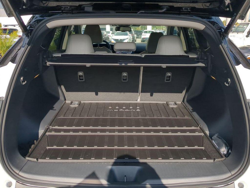 new 2025 Nissan Murano car, priced at $43,385