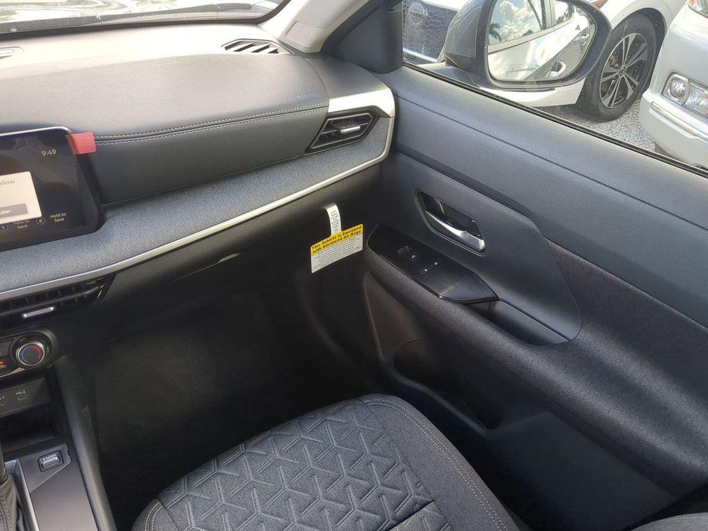 new 2025 Nissan Kicks car, priced at $24,646