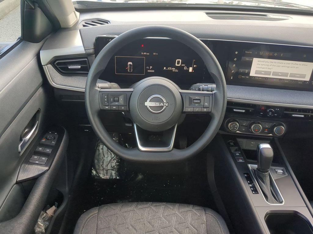 new 2025 Nissan Kicks car, priced at $24,646