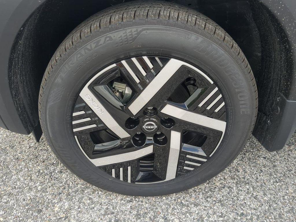 new 2025 Nissan Kicks car, priced at $24,646