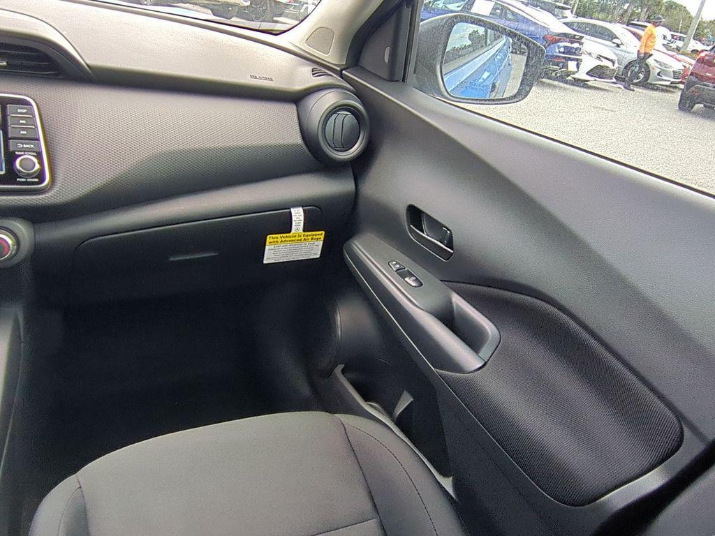 new 2025 Nissan Kicks car, priced at $22,118