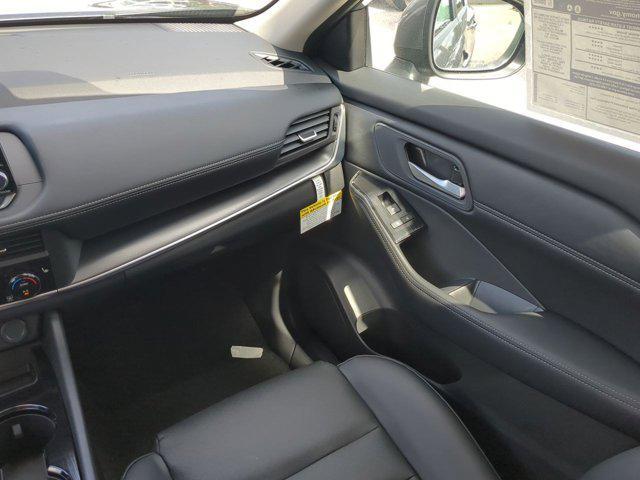 new 2025 Nissan Rogue car, priced at $31,321