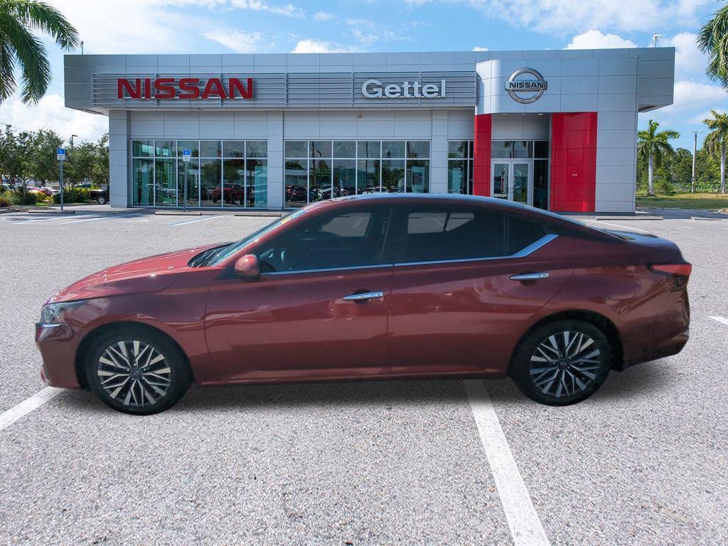 used 2023 Nissan Altima car, priced at $21,328