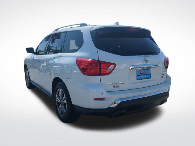 used 2019 Nissan Pathfinder car, priced at $18,091