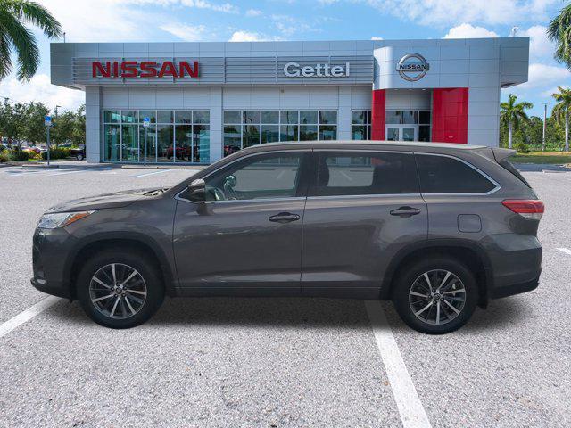 used 2017 Toyota Highlander car, priced at $21,691