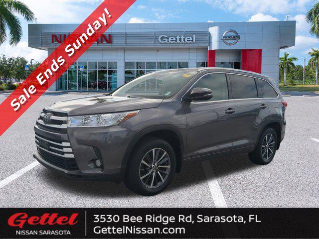 used 2017 Toyota Highlander car, priced at $21,691