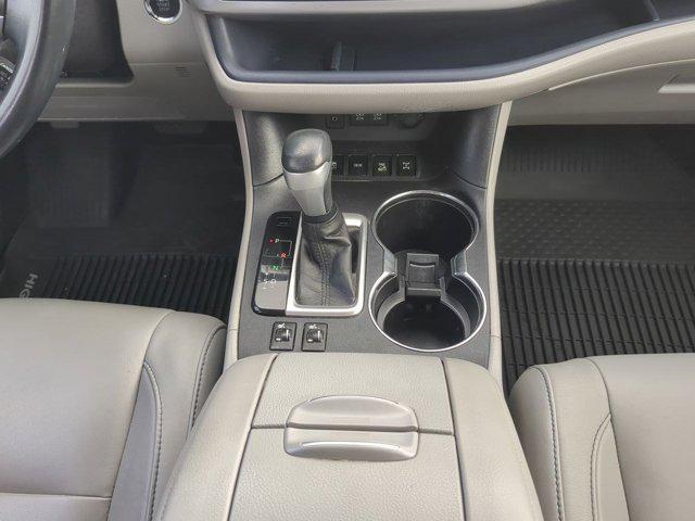 used 2017 Toyota Highlander car, priced at $21,691
