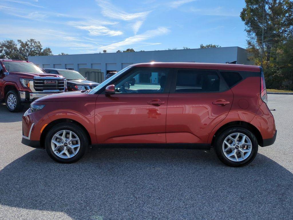 used 2024 Kia Soul car, priced at $16,991