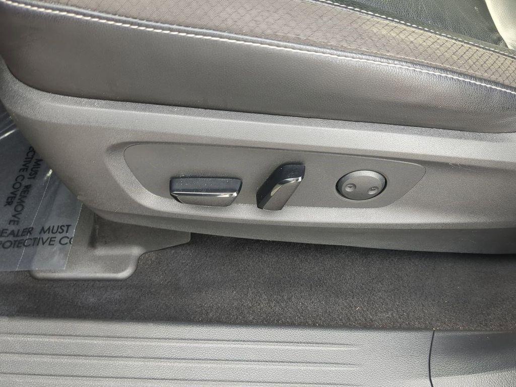 used 2022 Nissan Pathfinder car, priced at $25,591
