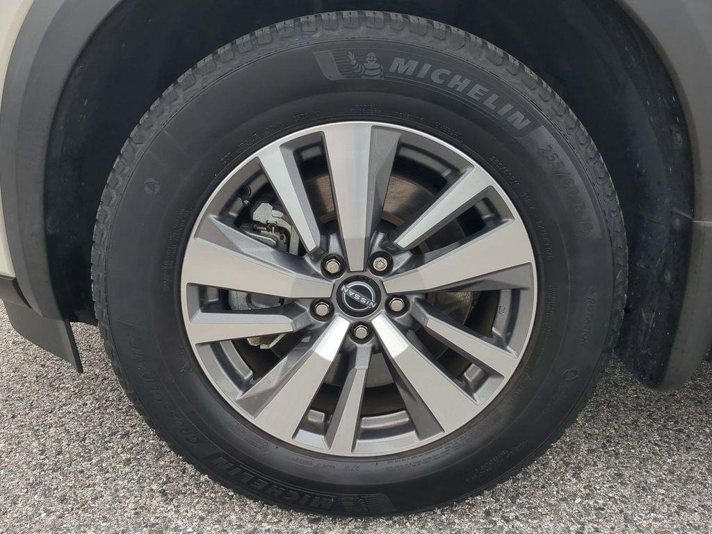 used 2022 Nissan Pathfinder car, priced at $25,591