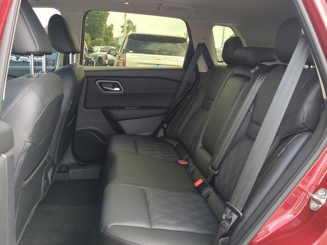 new 2025 Nissan Rogue car, priced at $39,627