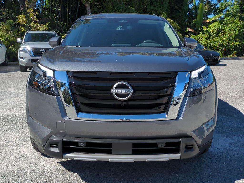 new 2025 Nissan Pathfinder car, priced at $34,036