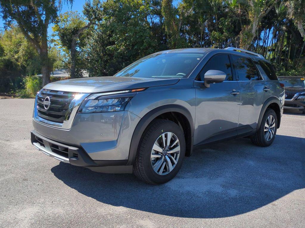 new 2025 Nissan Pathfinder car, priced at $34,036