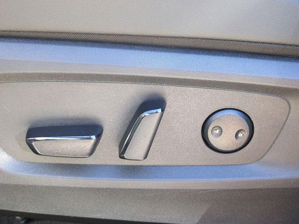 new 2025 Nissan Pathfinder car, priced at $34,036