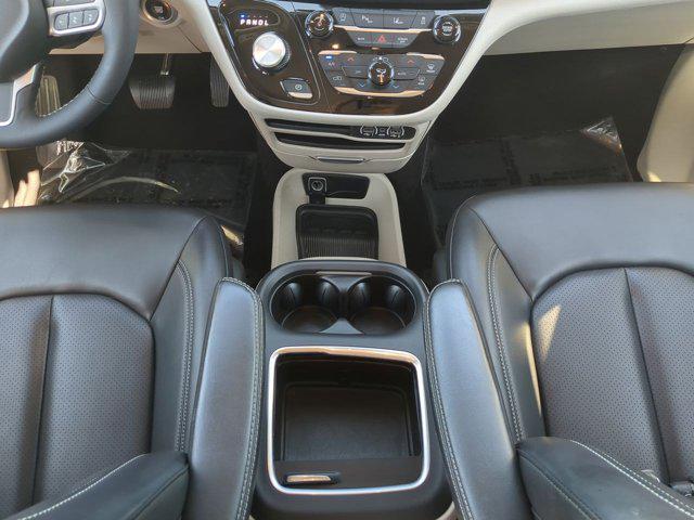 used 2023 Chrysler Pacifica car, priced at $21,891