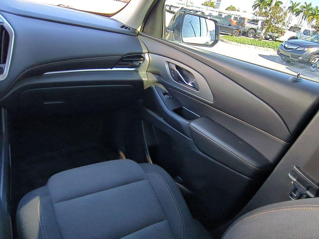 used 2019 Chevrolet Traverse car, priced at $15,891