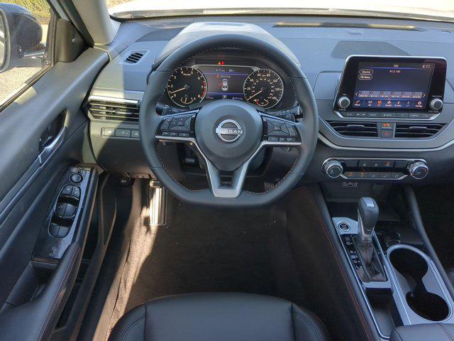 new 2025 Nissan Altima car, priced at $29,009