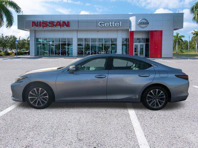 used 2022 Lexus ES 350 car, priced at $36,394