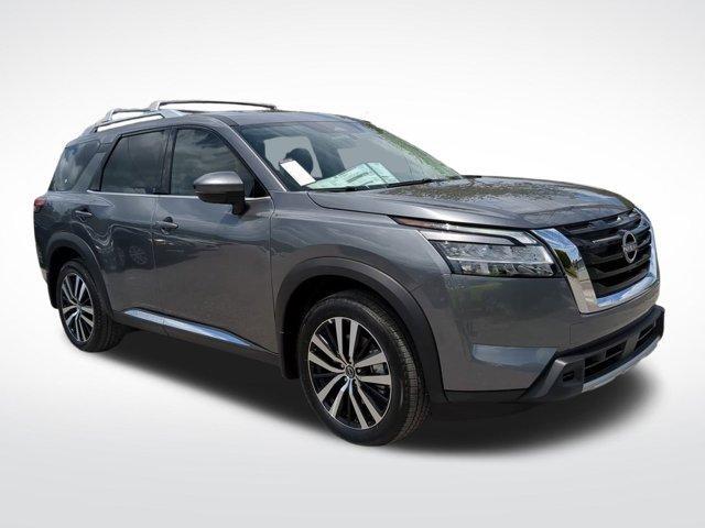 new 2024 Nissan Pathfinder car, priced at $45,256