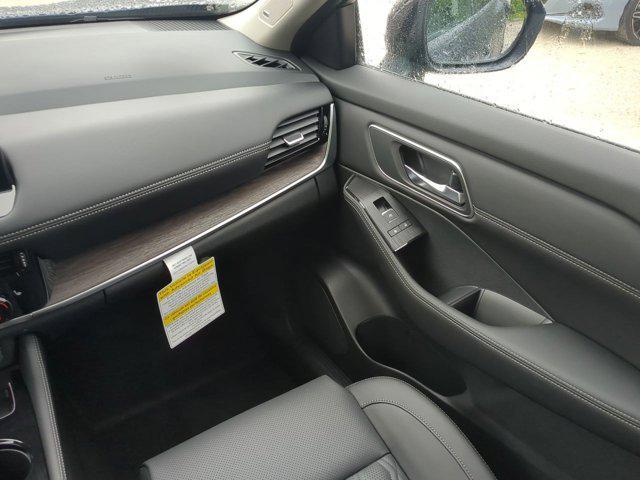 new 2025 Nissan Rogue car, priced at $39,718