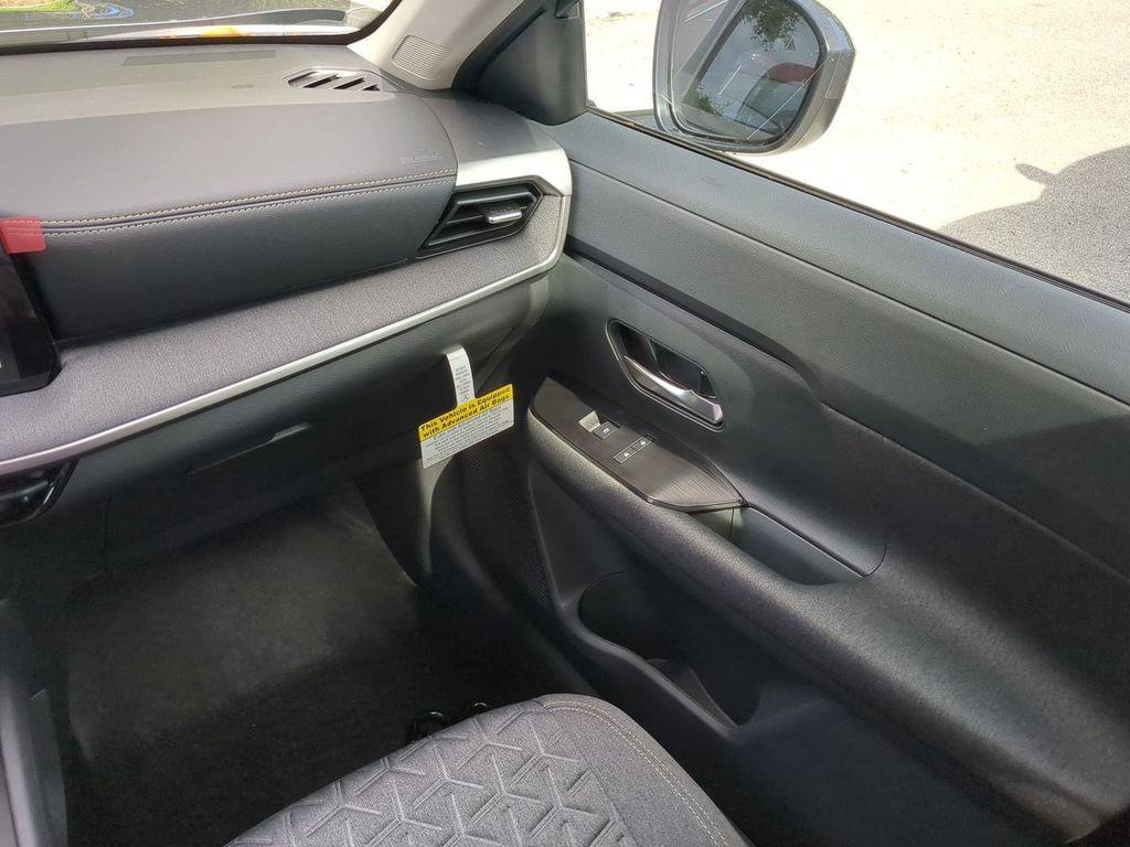 new 2025 Nissan Kicks car, priced at $24,950